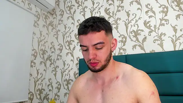 Michael magno online show from December 9, 6:25 pm