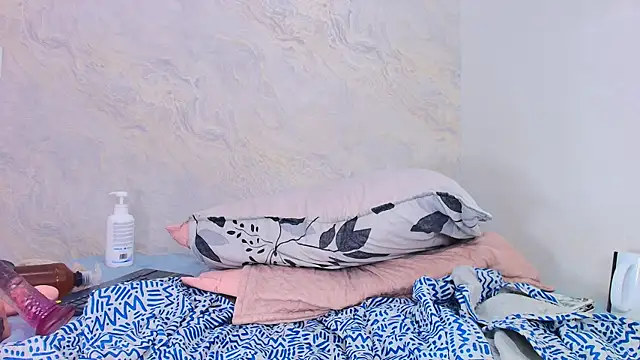 Snapshot of sofi_balvin chatting on March 13, 1:32 am sofi balvin online show from March 13, 1:32 am