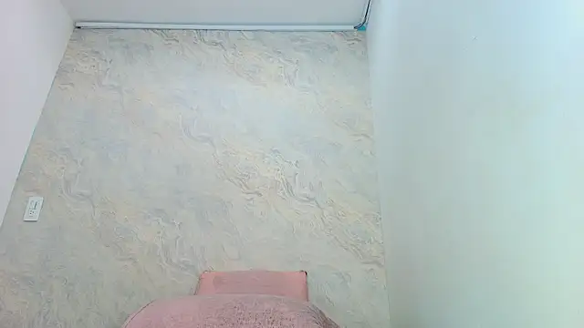 Snapshot of sofi_balvin chatting on March 19, 7:17 pm sofi balvin online show from March 19, 7:17 pm