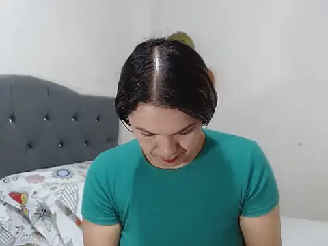 Snapshot of Chantal_hott chatting on March 13, 4:23 pm Chantal hott online show from March 13, 4:23 pm