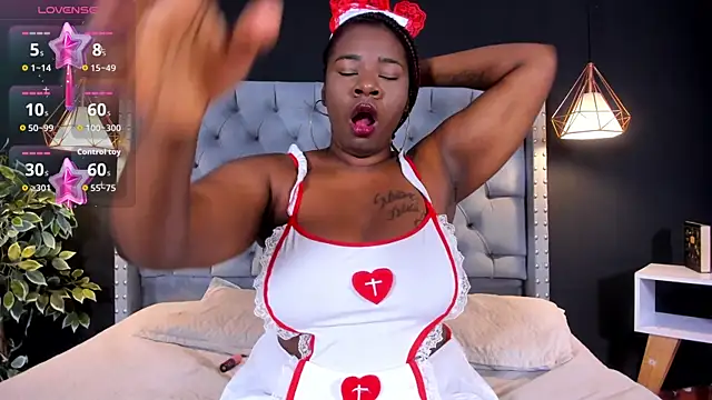 Snapshot of Tammy__vega_ chatting on October 24, 4:20 am Tammy vega online show from October 24, 4:20 am