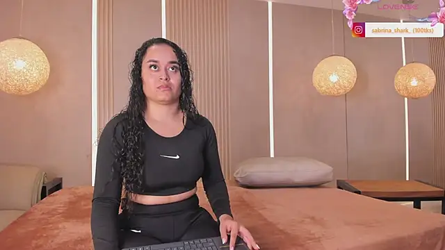 sabrina shark  online show from May 23, 2:17 am