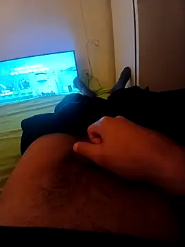 Snapshot of Alamleo36 chatting on October 16, 9:27 pm Alamleo36 online show from October 16, 9:27 pm