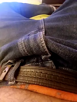 Snapshot of Alamleo36 chatting on October 27, 6:56 pm Alamleo36 online show from October 27, 6:56 pm