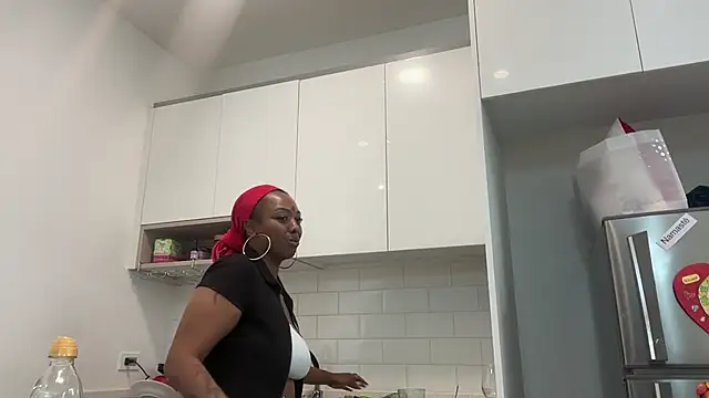 ChocolateCakeQueen online show from January 30, 2:49 am