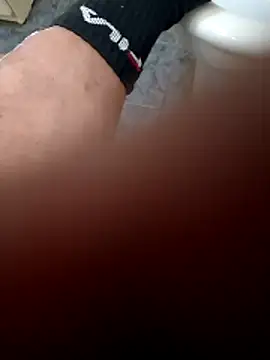 Snapshot of Mattias38 chatting on December 17, 8:26 pm Mattias38 online show from December 17, 8:26 pm