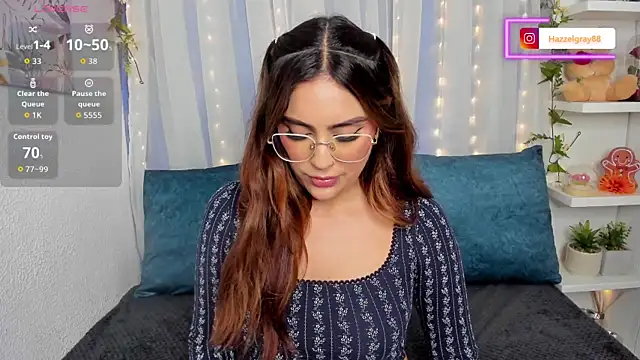 HazzelGray online show from January 5, 5:27 pm