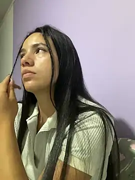 hannahb-e online show from January 14, 3:01 am