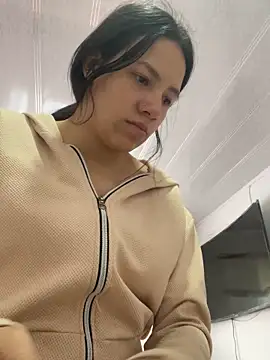 Snapshot of hannahb-e chatting on October 23, 8:07 pm hannahb-e online show from October 23, 8:07 pm