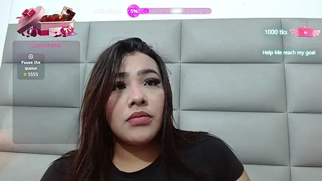 emily brontee  online show from October 16, 1:12 pm