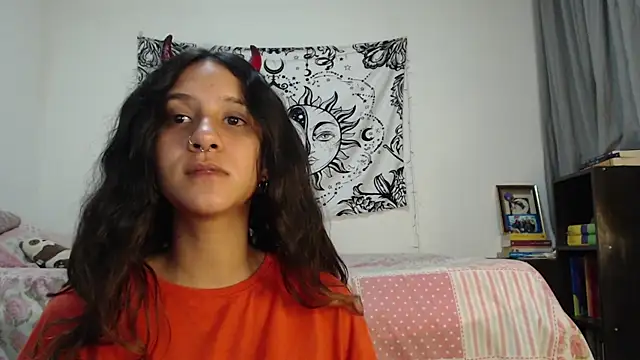 AlinaWoolf  online show from January 11, 2:41 am