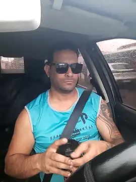 Snapshot of hecwil8 chatting on November 29, 12:30 pm hecwil8 online show from November 29, 12:30 pm