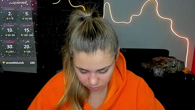 IsabellaBler online show from November 18, 6:51 am