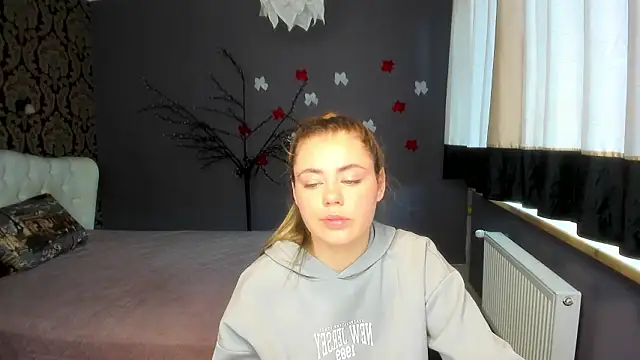 Snapshot of IsabellaBler chatting on February 27, 1:00 pm IsabellaBler online show from February 27, 1:00 pm