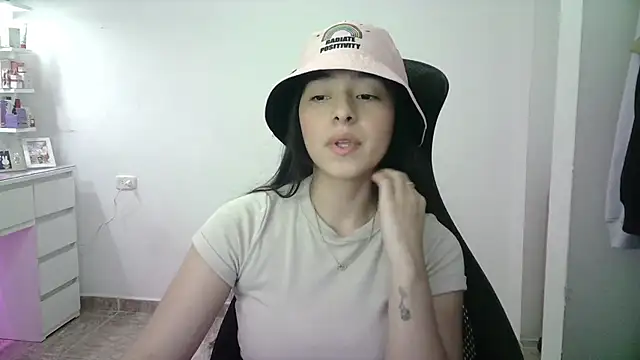 aineangeel online show from April 6, 11:49 pm