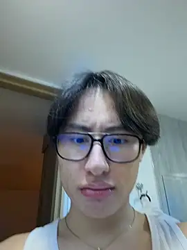 SrLuis18 online show from March 28, 4:45 am