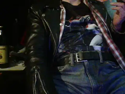 mrdemoncrowly online show from December 28, 8:37 am