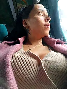 Snapshot of Emily_Wane chatting on October 8, 4:48 pm Emily Wane online show from October 8, 4:48 pm