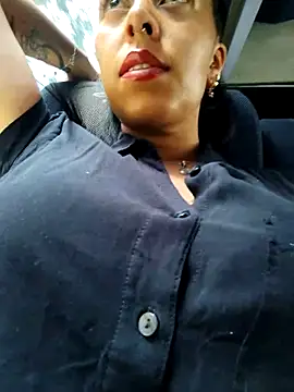 Snapshot of Emily_Wane chatting on November 20, 4:07 pm Emily Wane online show from November 20, 4:07 pm