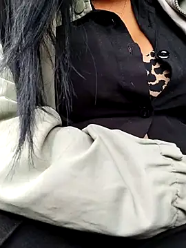 Snapshot of Emily_Wane chatting on November 27, 9:06 pm Emily Wane online show from November 27, 9:06 pm