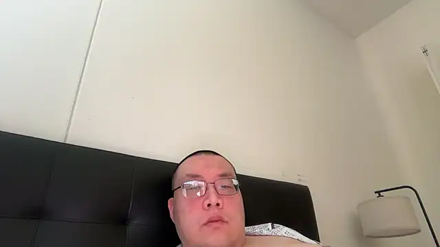 slaveasianboy online show from December 14, 2:00 pm