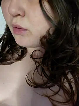 Snapshot of BlackCurly chatting on April 26, 7:00 pm BlackCurly online show from April 26, 7:00 pm