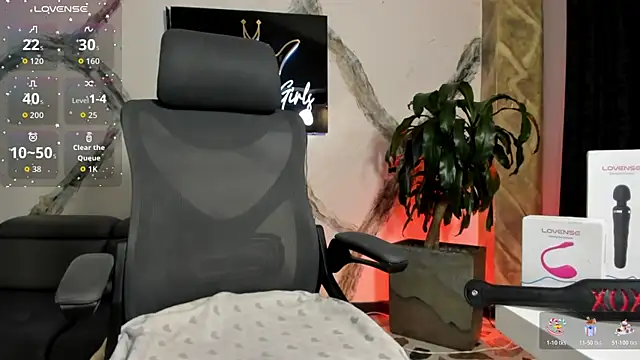 AnaRuiz online show from December 3, 4:09 am