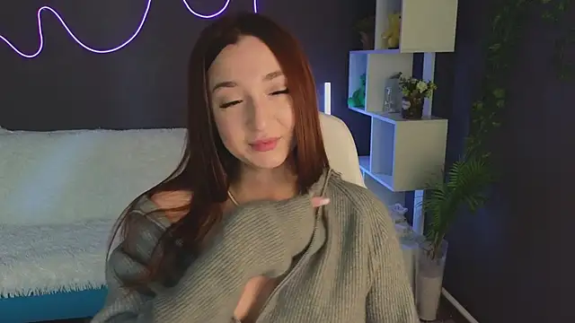 YasmineWest online show from October 16, 7:31 am