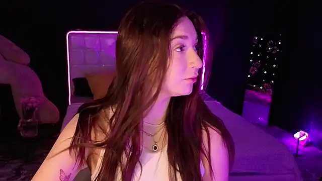 YasmineWest online show from November 25, 9:09 am