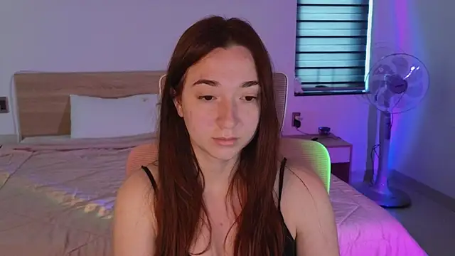 YasmineWest online show from March 20, 12:15 am