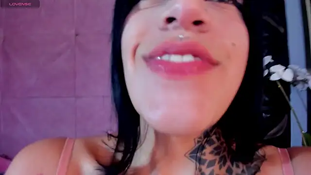 cattleya jensen  online show from February 6, 4:36 pm