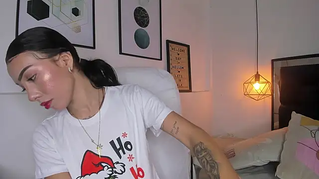 amysc online show from December 2, 1:50 pm