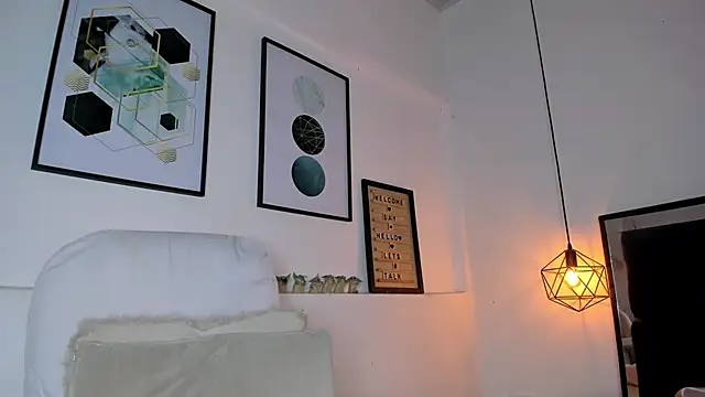 Snapshot of amysc chatting on February 2, 11:42 am amysc online show from February 2, 11:42 am