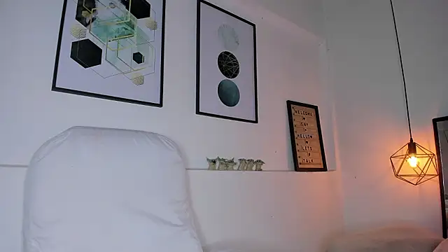 Snapshot of amysc chatting on February 13, 11:39 am amysc online show from February 13, 11:39 am