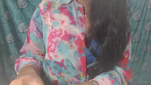 Sophia your online show from December 16, 4:50 am