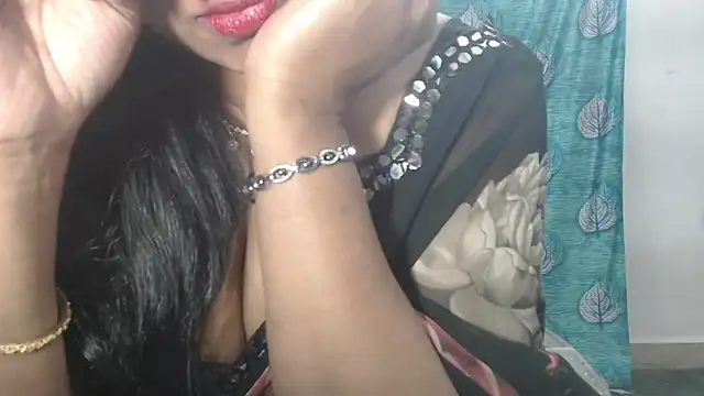 Sophia your online show from January 6, 5:16 pm