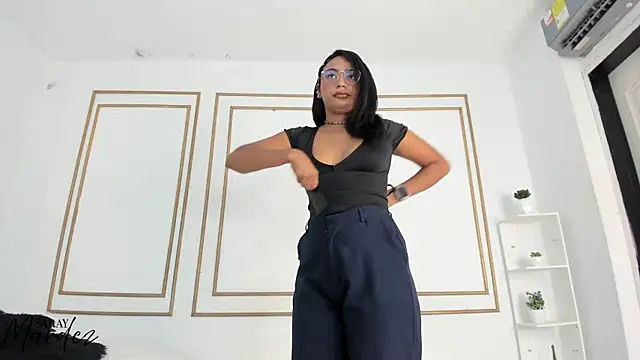 saray mardez online show from November 12, 12:16 pm