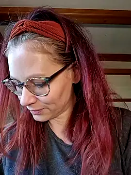 die-EinHORNY-WG online show from December 17, 11:49 am