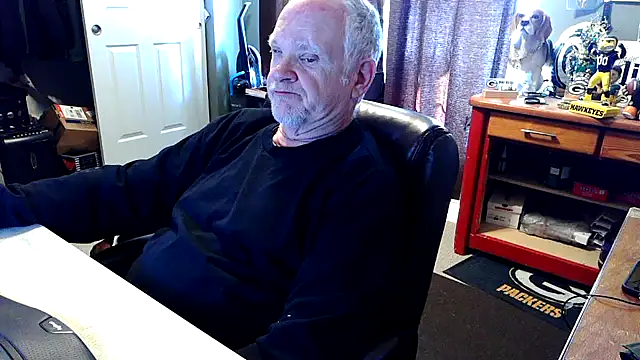 nobledad online show from February 25, 8:40 pm