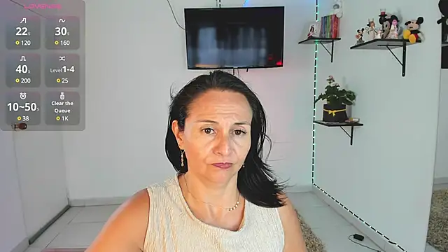 Snapshot of lollita_23_ chatting on January 13, 9:09 pm lollita 23 online show from January 13, 9:09 pm