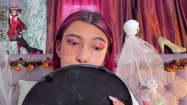  Scarlett 01 online show from October 17, 1:46 pm