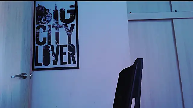 purple em69 online show from February 5, 2:11 pm