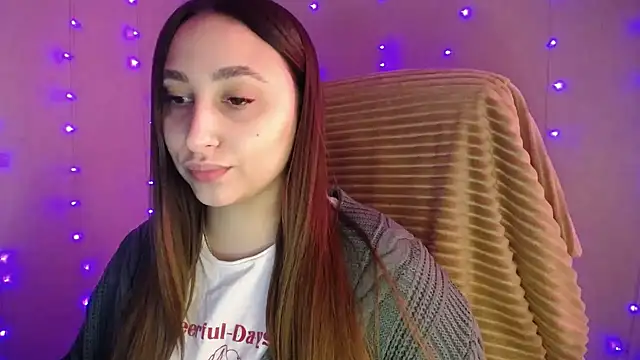 QueenOfAngels online show from January 14, 11:20 am