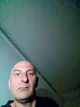 Snapshot of tinybear79 chatting on October 17, 11:51 pm tinybear79 online show from October 17, 11:51 pm