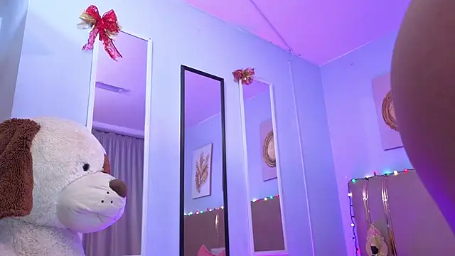 Snapshot of sarah_cruzz_ chatting on January 10, 11:31 pm sarah cruzz online show from January 10, 11:31 pm