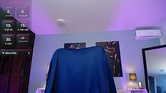 JasmineCampbell  online show from October 11, 8:29 pm