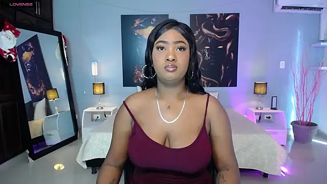 JasmineCampbell  online show from January 14, 8:25 pm