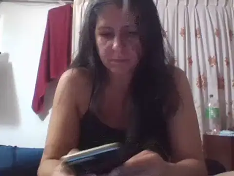 Snapshot of LucifernandaSw chatting on January 10, 1:53 am LucifernandaSw online show from January 10, 1:53 am