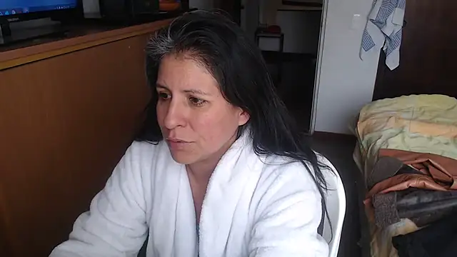 Snapshot of LucifernandaSw chatting on February 5, 11:55 am LucifernandaSw online show from February 5, 11:55 am