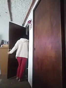 Snapshot of LucifernandaSw chatting on February 18, 2:06 pm LucifernandaSw online show from February 18, 2:06 pm